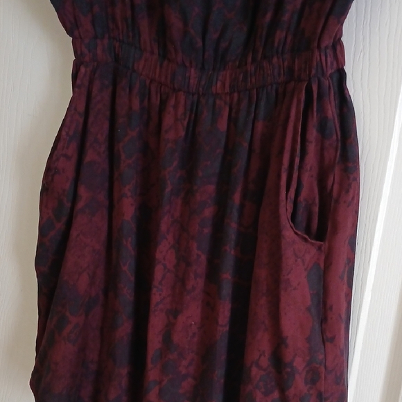 Express Red and Black Tunic - Snake Print - Picture 4 of 7